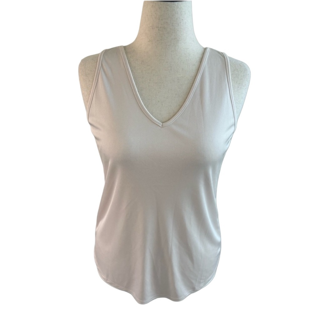 White House Black Market| NWT Shiny interlock Dual Tank-Size M.